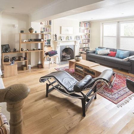 Stylish Family Home In Battersea Vr London Exterior foto